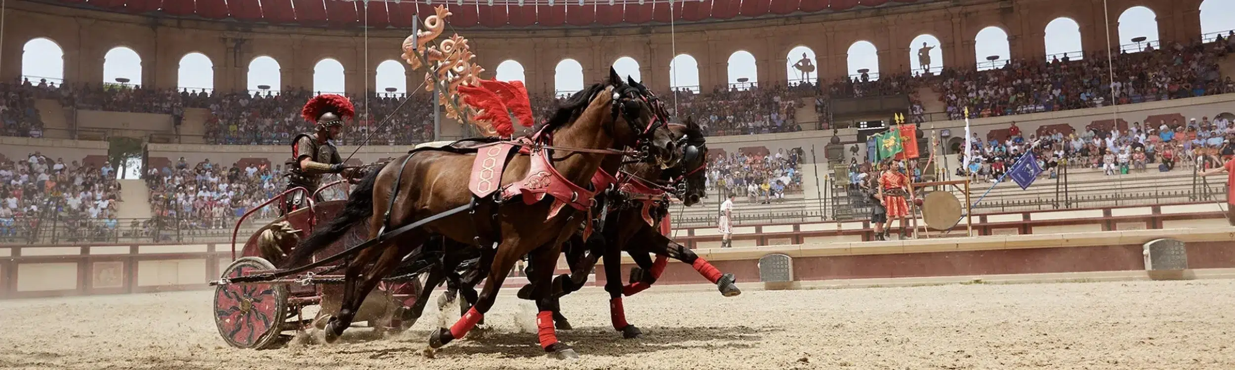 puy du fou camping lescale du perthuis