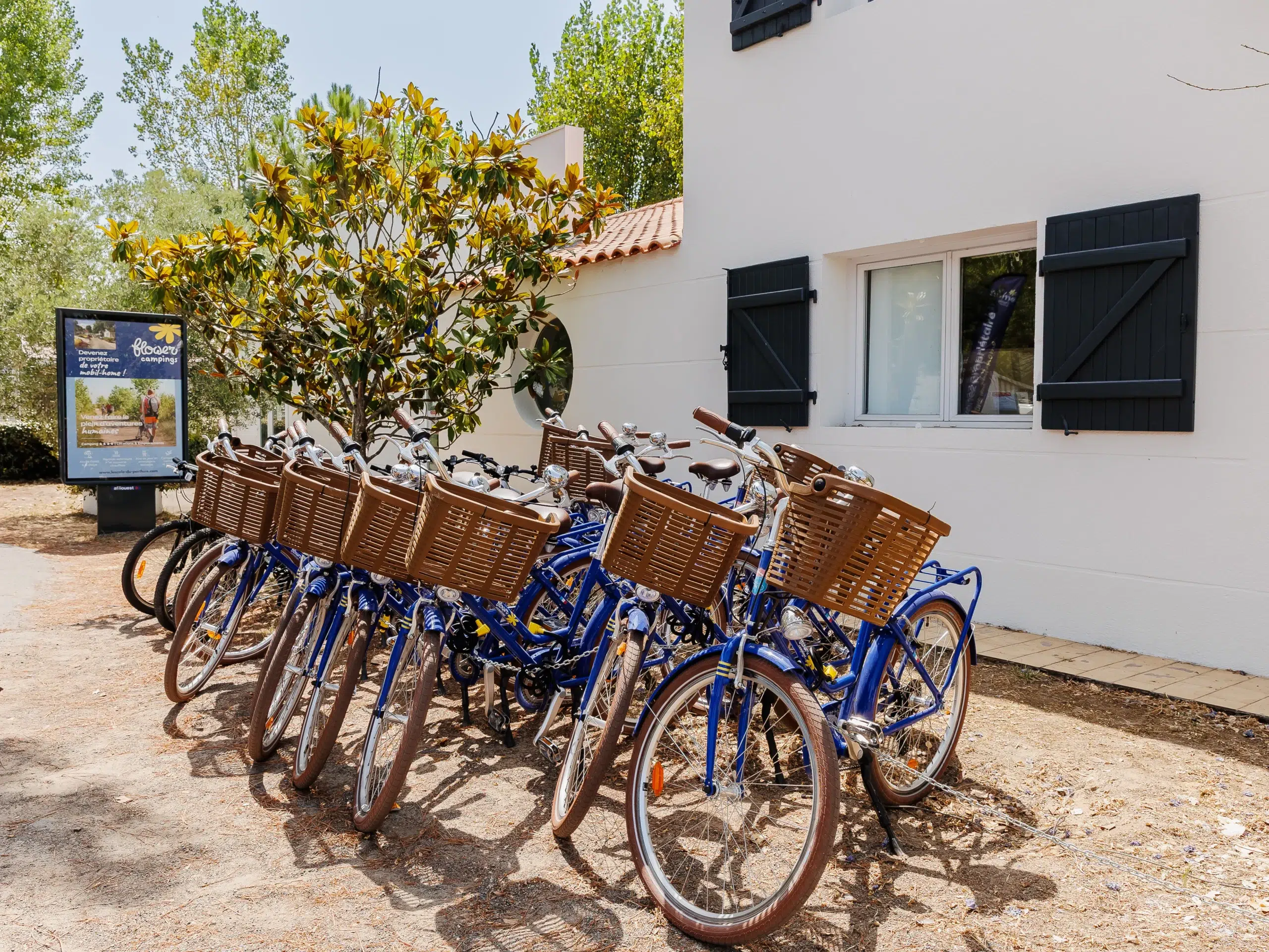 L'escale du Perthuis velos